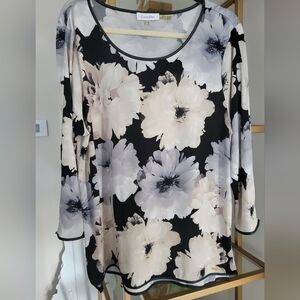Calvin Klein Flowered Top (XL)